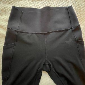 Gap Fit Sculpt Compression Leggings in Black